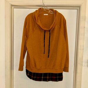 Maurice Mustard Hoodie with Plaid Hem